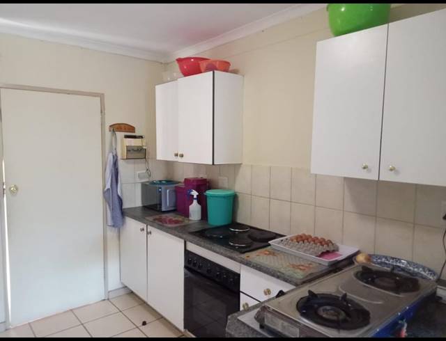 3 BEDROOM APARTMENT FOR SALE IN ZWARTKOP